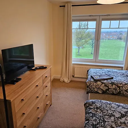 شقة Stunning 2 Bed Appt With Parking 5 Mins J42 M6 *