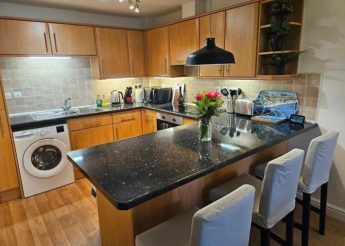 Stunning 2 Bed Appt With Parking 5 Mins J42 M6 Apartamento *