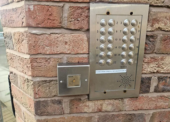 Apartamento Stunning 2 Bed Appt With Parking 5 Mins J42 M6